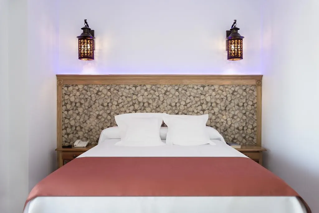 ** ゲストハウス Hostal Alhambra - Adults Only ネルハ スペイン