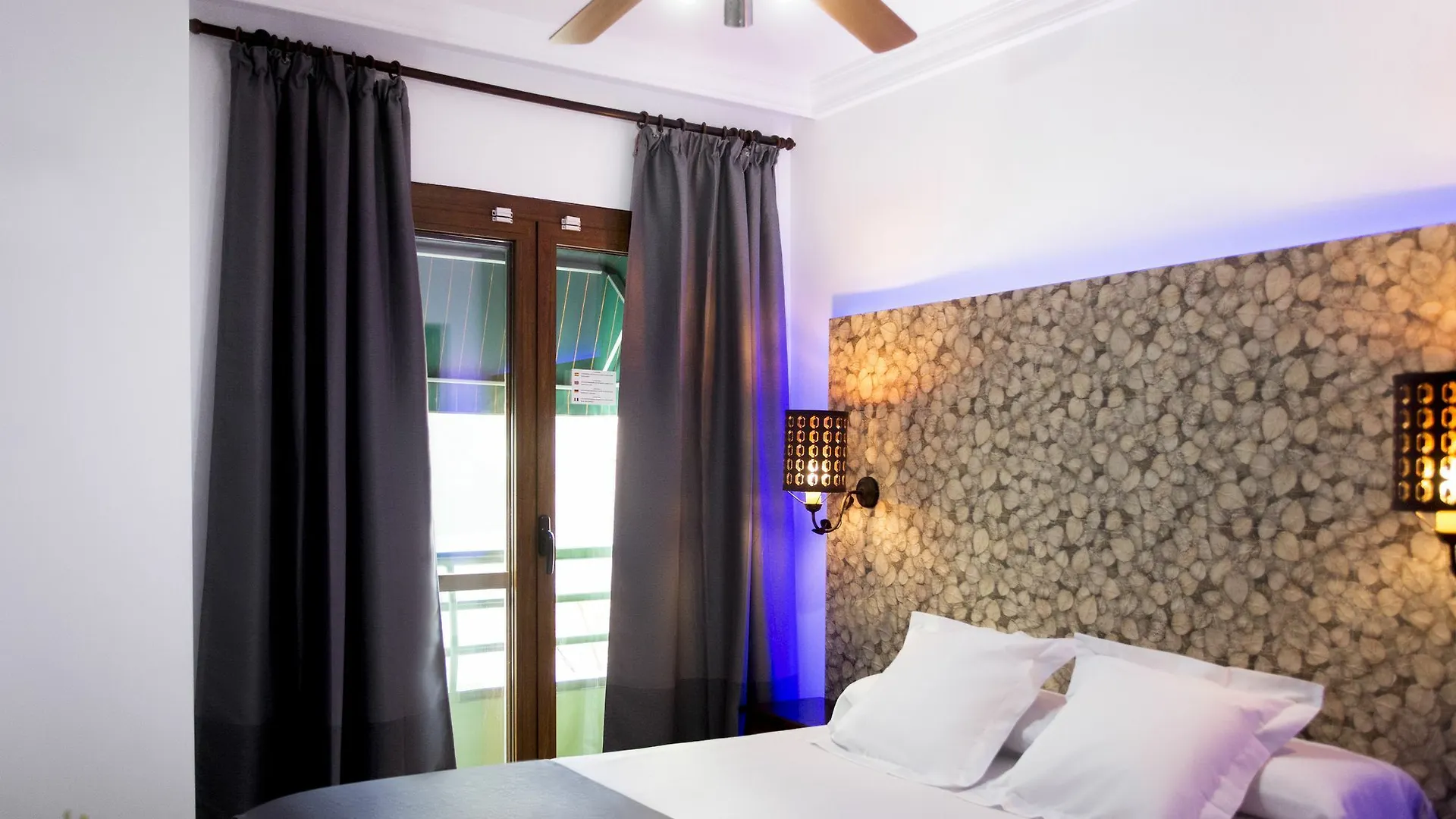 Hostal Alhambra - Adults Only ネルハ スペイン