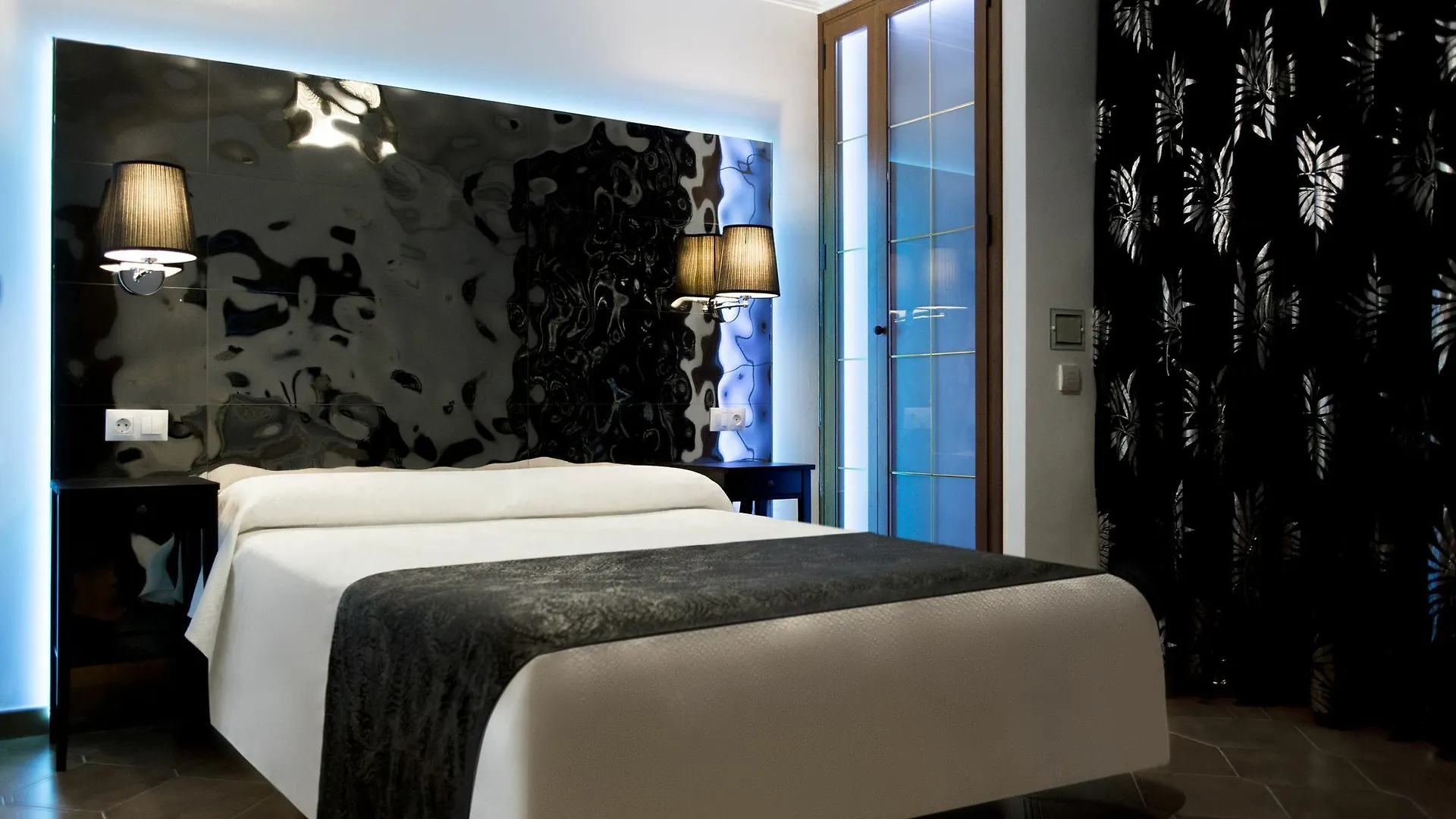 Hostal Alhambra - Adults Only ネルハ