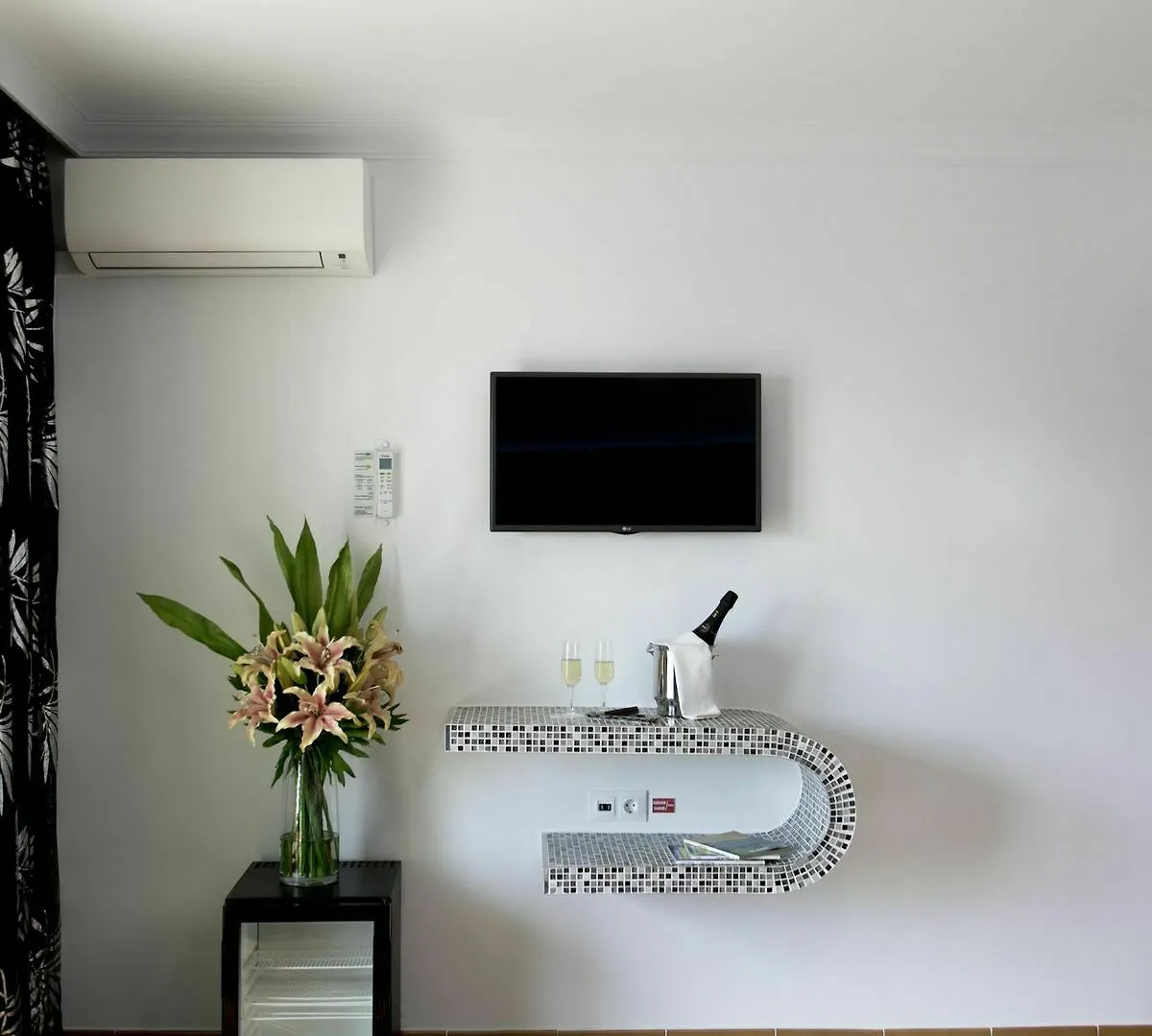 ** ゲストハウス Hostal Alhambra - Adults Only ネルハ スペイン