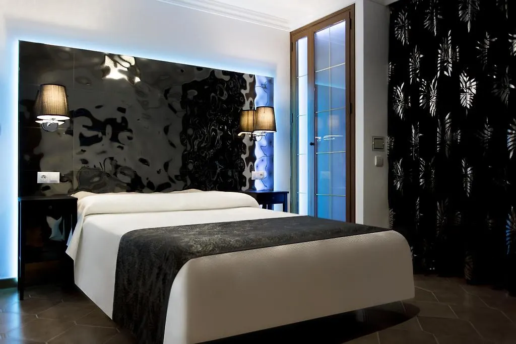 Hostal Alhambra - Adults Only Нерха Гостевой дом